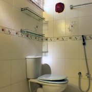 10 Gast 1 Bad / guest 1 bathroom